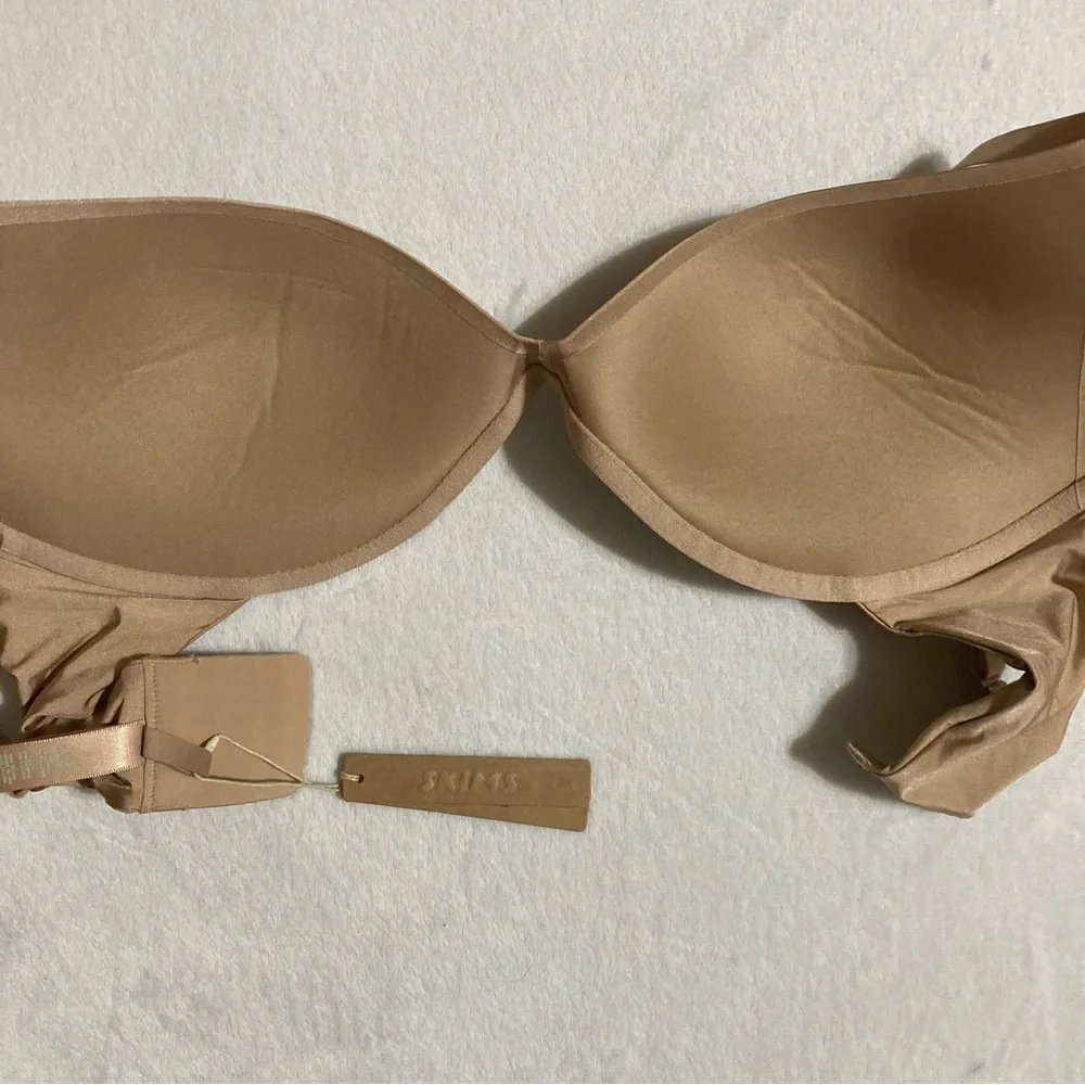SKIMS Wireless Super Push Up Bra 32C - Picture 3 of 5